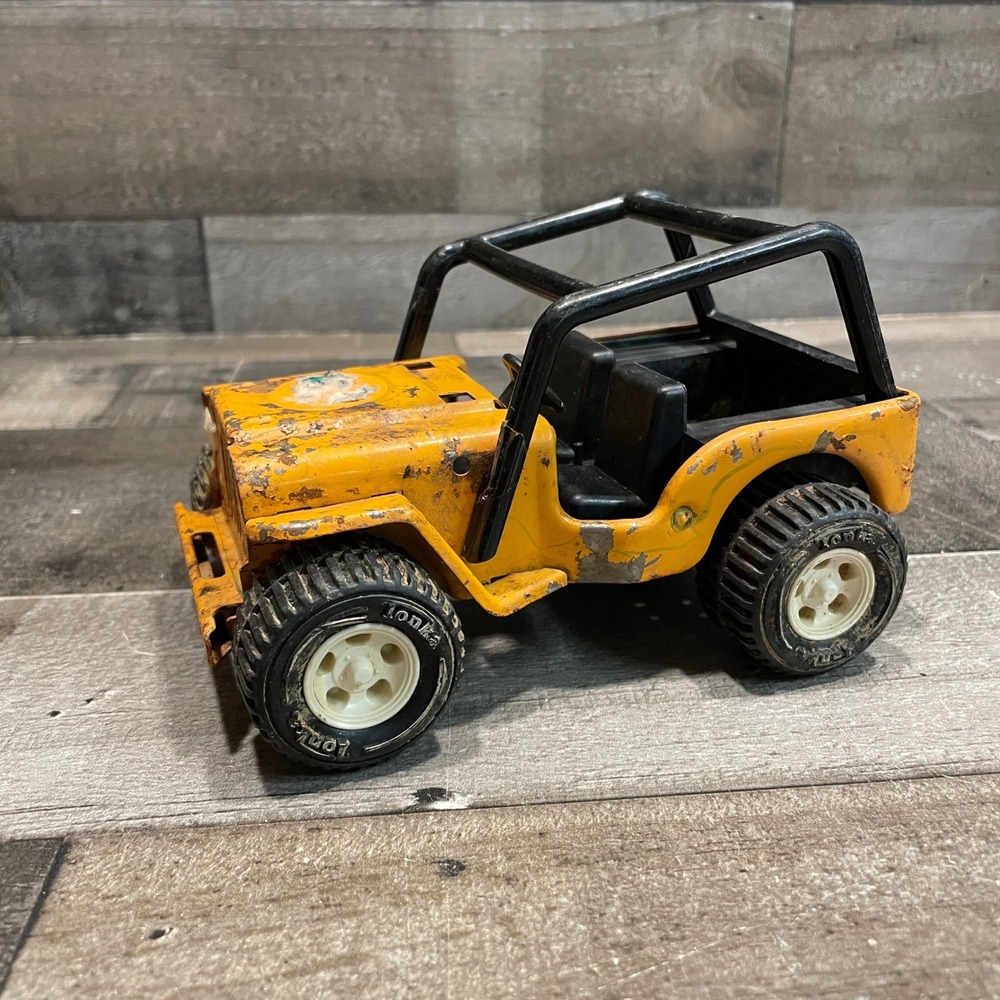 Vintage Tonka Jeep Renegade Pressed Steel 4x4 Toy Yellow Patina Off-Road Vehicle